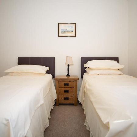 Park View Apartment Хексам Екстериор снимка